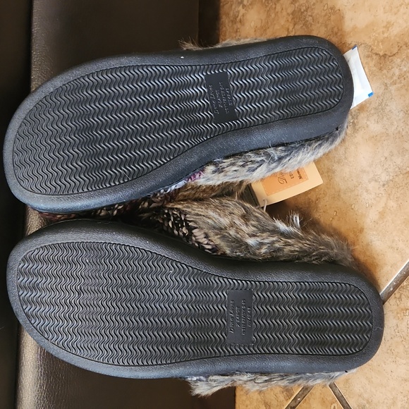 Dena Lives Memory Foam Women's Slippers - Picture 8 of 12
